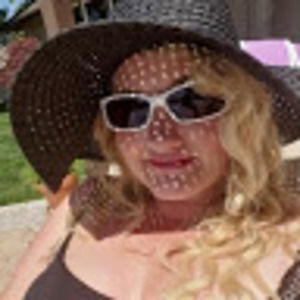 Meet your Posher, Christi